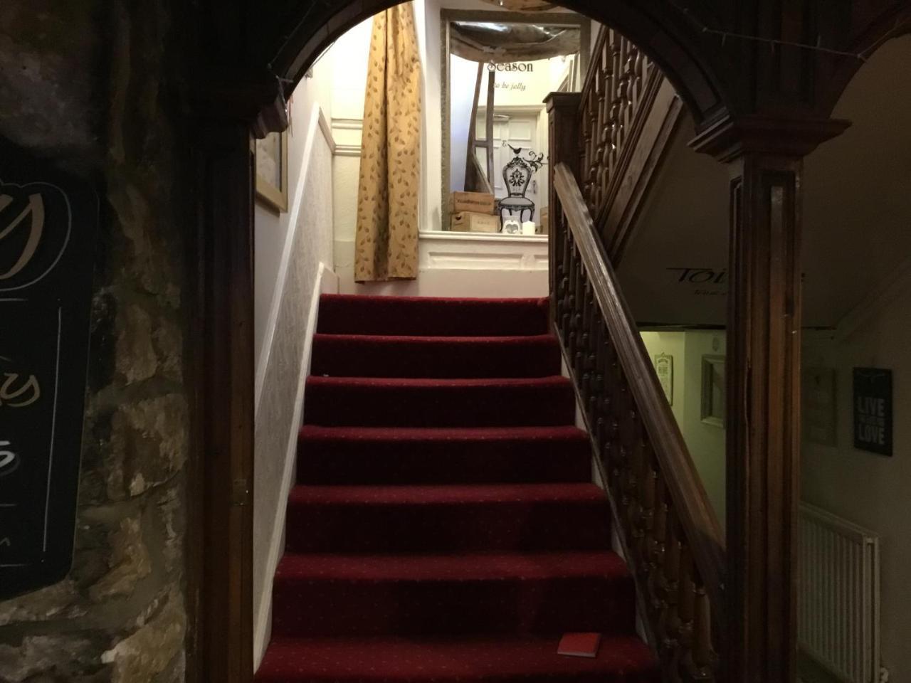 Kings Arms Hotel Reeth Exterior photo